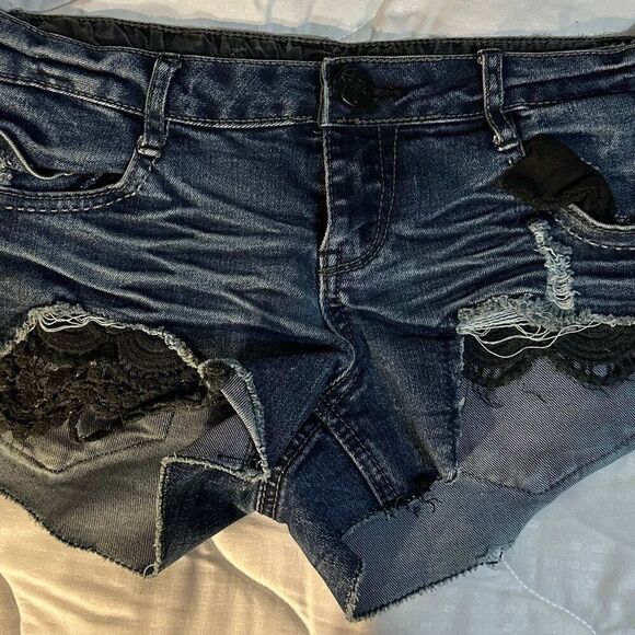 Vanilla Star Denim Shorts Size 7 - Picture 1 of 9